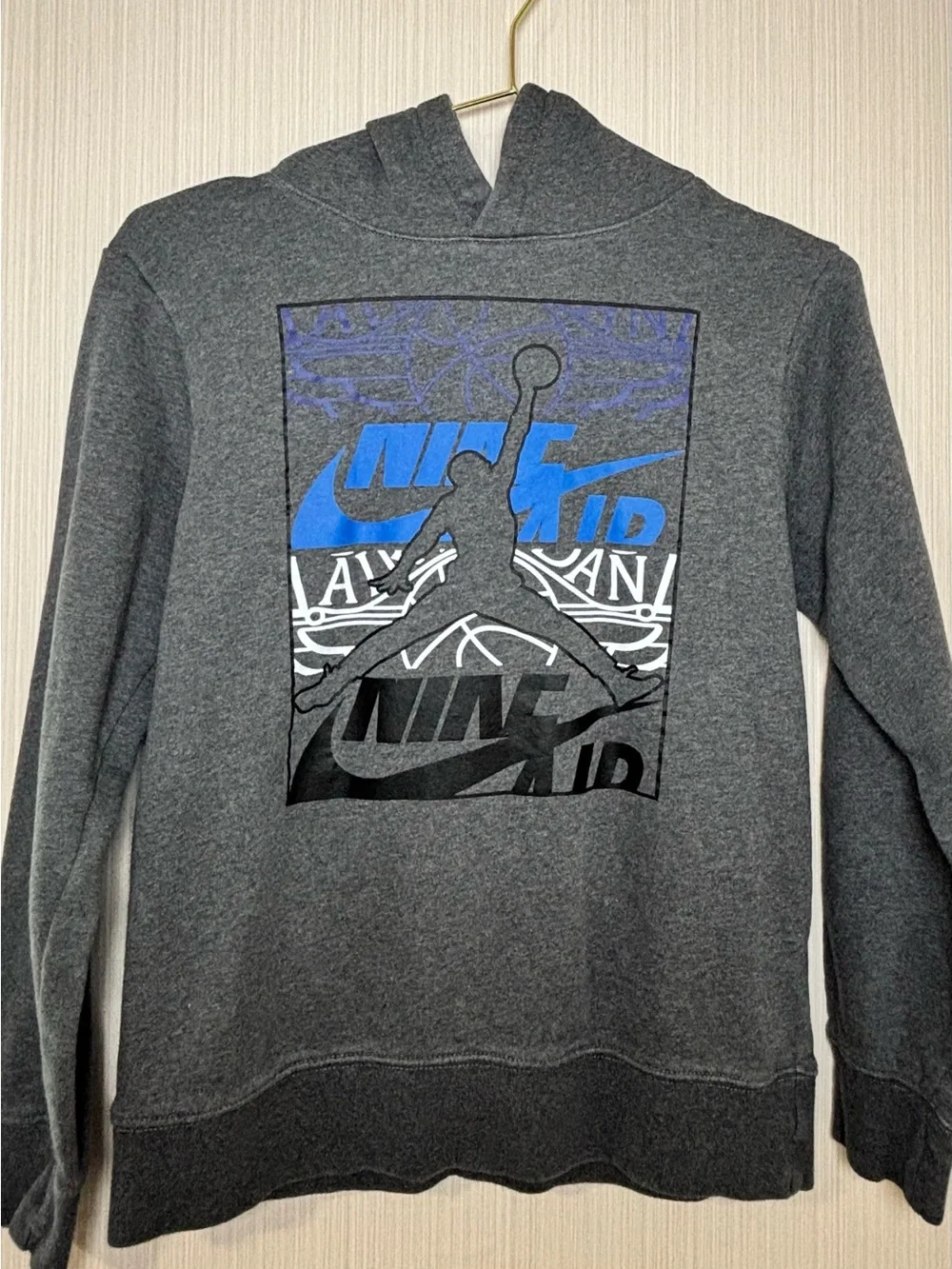 Nike Air Jordan, gray youth size large hoodie